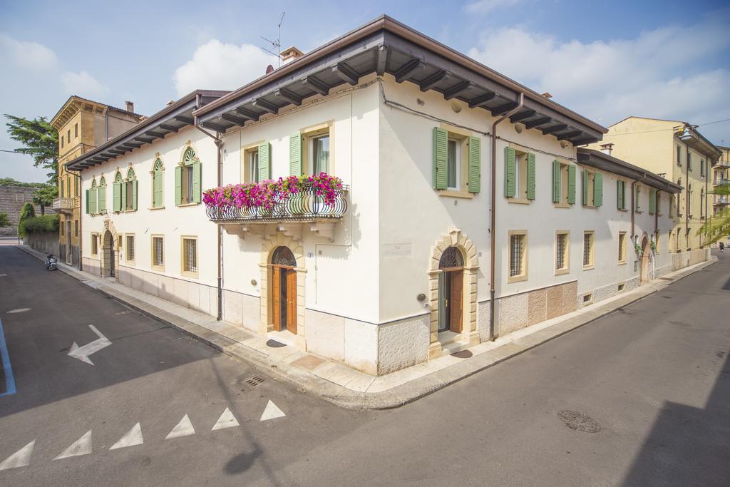 Lady Capulet Apartments Verona Exterior photo