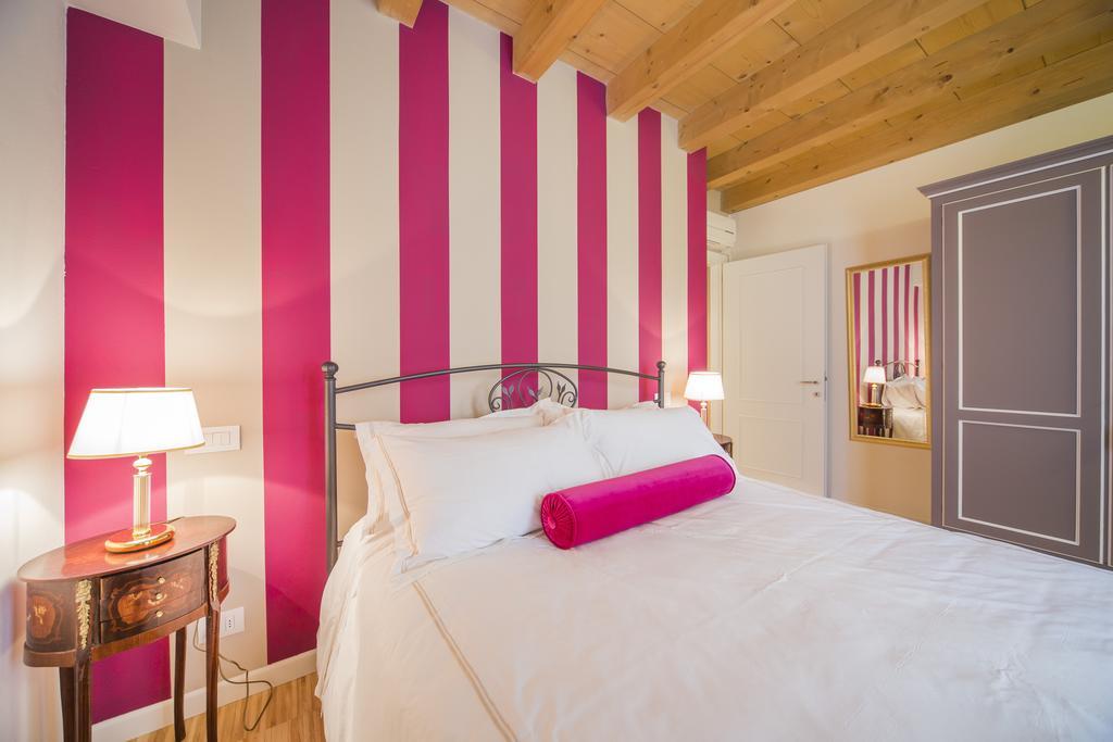 Lady Capulet Apartments Verona Room photo